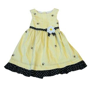 Counting Daisies Yellow and Black Little Girls Dress with Bee Design Size 4T